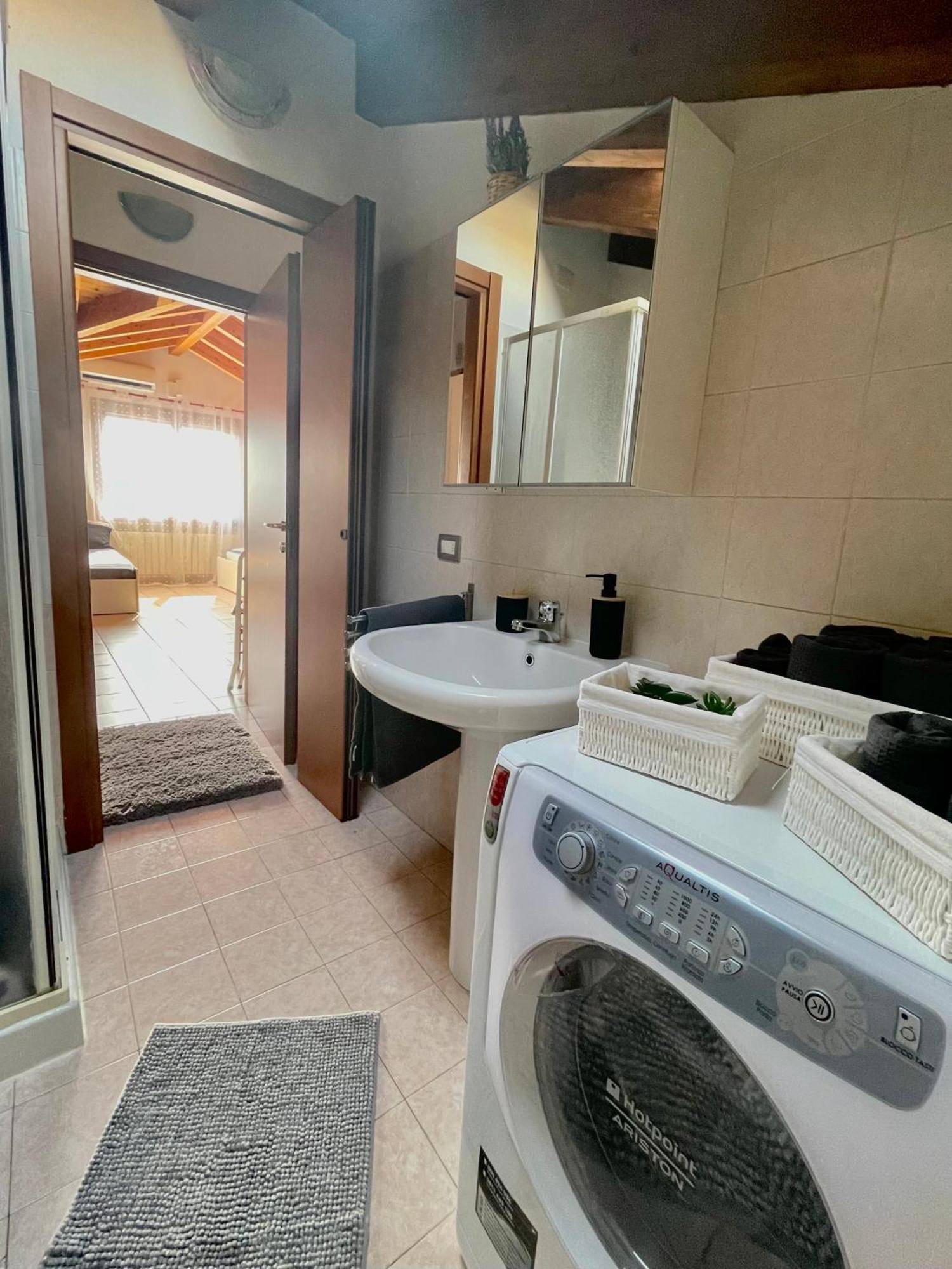 Apartment Mansarda Antica Milano San Giuliano Milanese